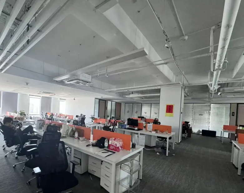 突然“暴雷”,知名跨境电商企业被商家堵门闹事!